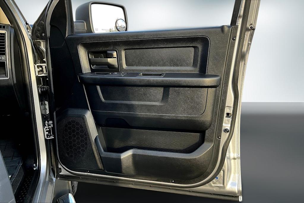 Thumbnail: 2019 RAM 1500 - 28