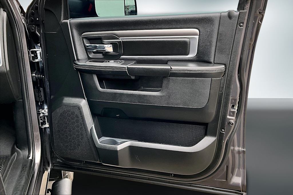 Thumbnail: 2021 RAM 1500 - 28