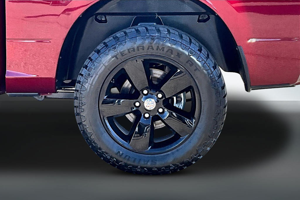 Thumbnail: 2023 RAM 1500 - 32