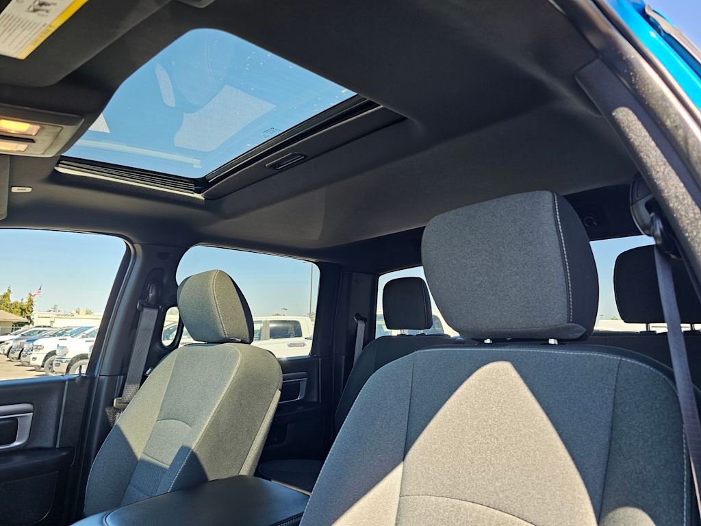 2021 RAM 1500 Warlock 30