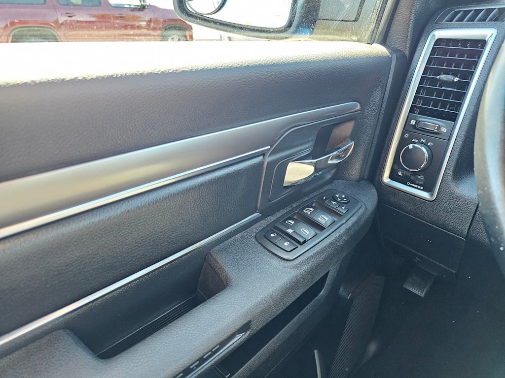 2021 RAM 1500 Warlock 31