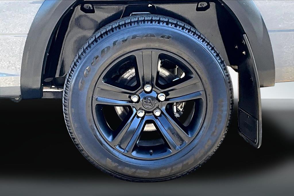 Thumbnail: 2022 RAM 1500 - 33
