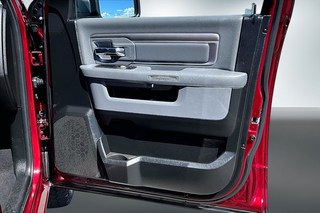 Thumbnail: 2019 RAM 1500 - 28