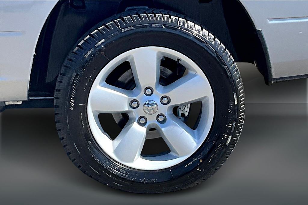 Thumbnail: 2023 RAM 1500 - 33