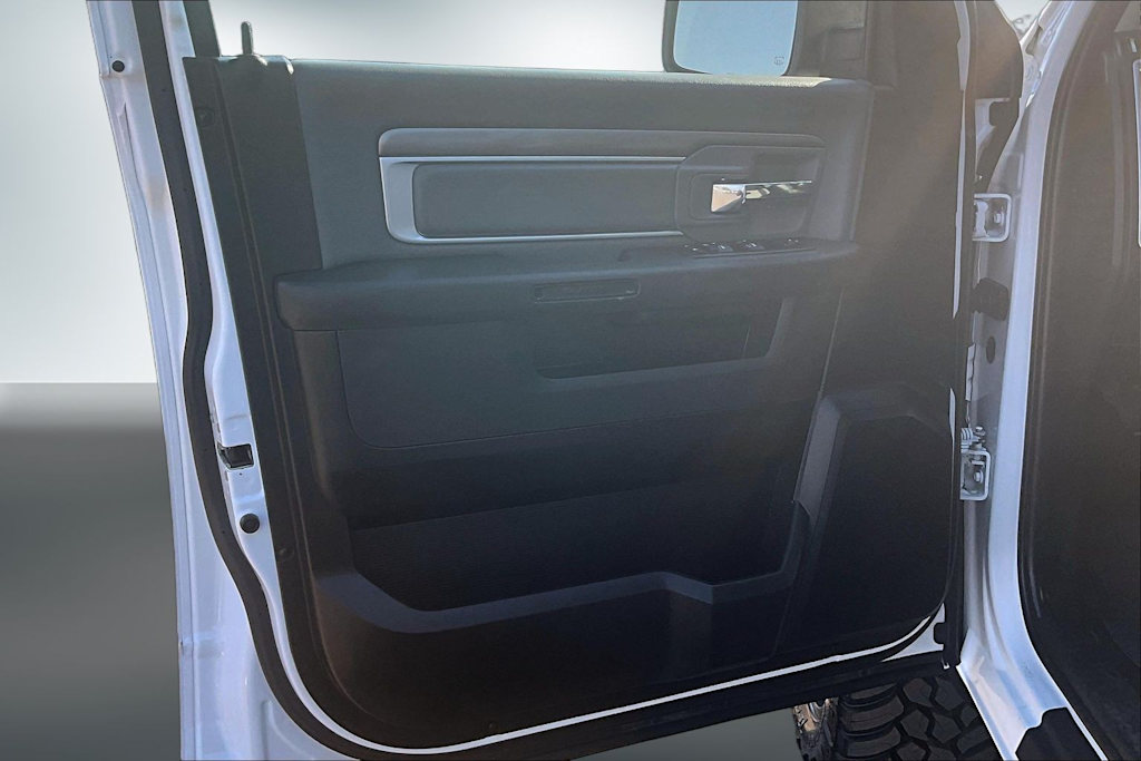 Thumbnail: 2023 RAM 1500 - 26