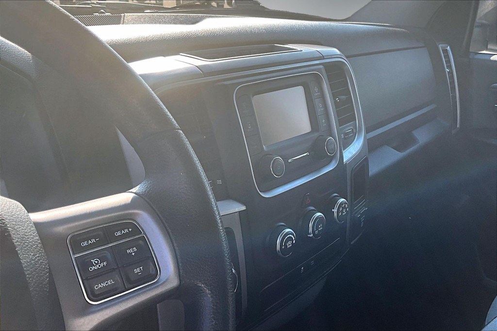 Thumbnail: 2023 RAM 1500 - 18
