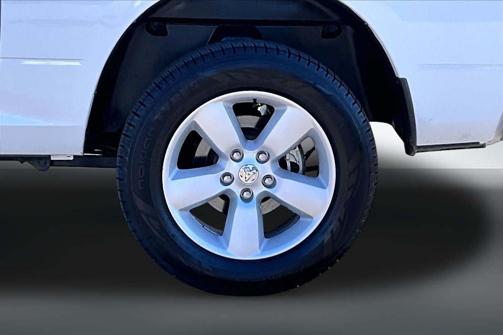 Thumbnail: 2023 RAM 1500 - 32