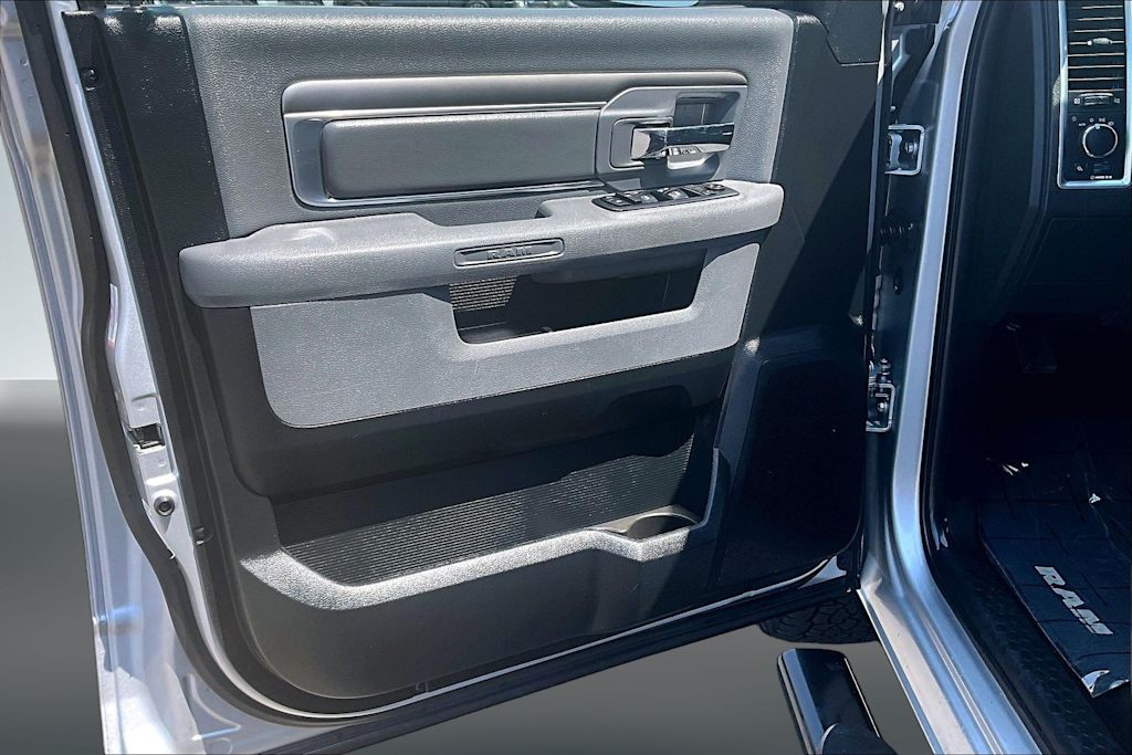 Thumbnail: 2017 RAM 1500 - 23