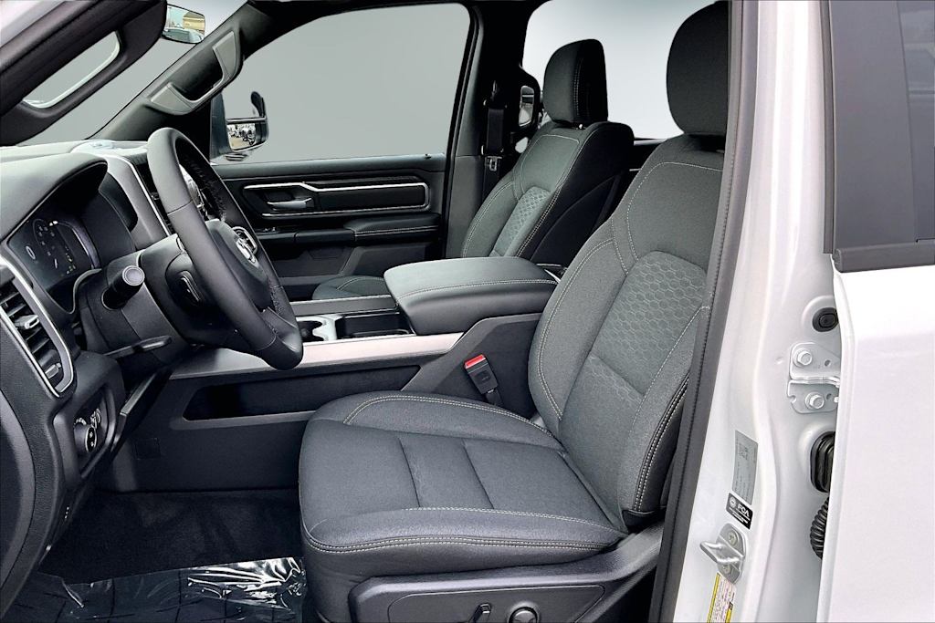 Thumbnail: 2026 RAM 1500 - 11