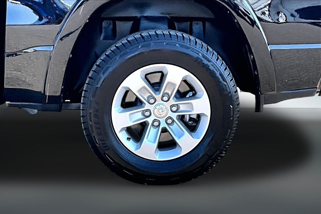Thumbnail: 2022 RAM 1500 - 33