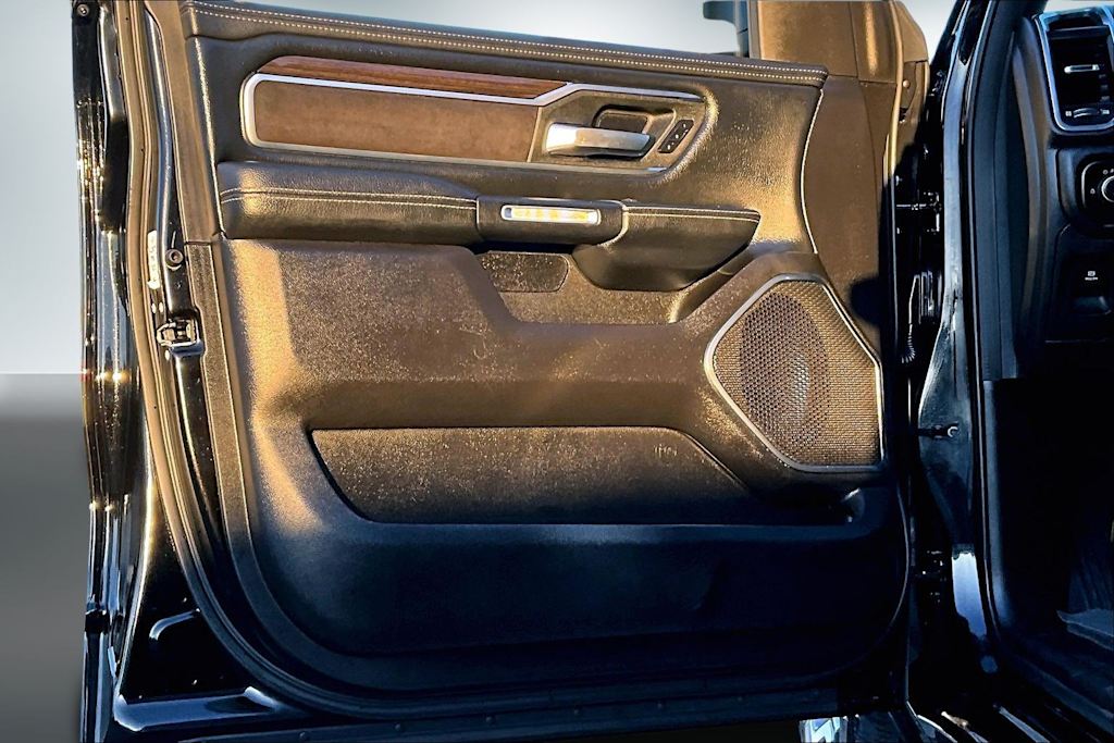 Thumbnail: 2025 RAM 1500 - 27