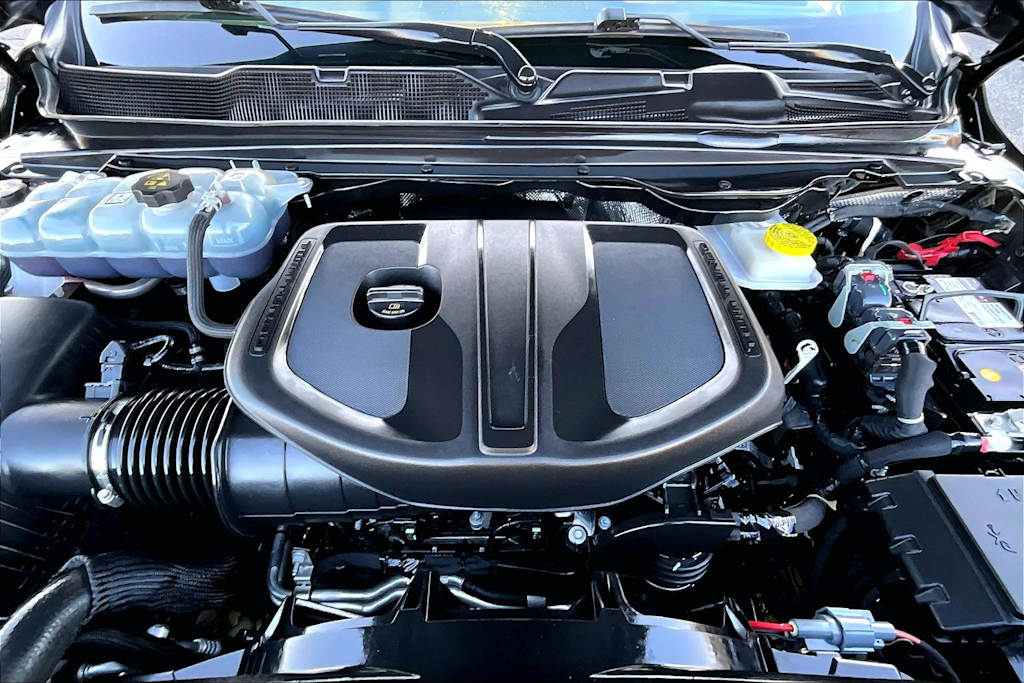 Thumbnail: 2025 RAM 1500 - 9