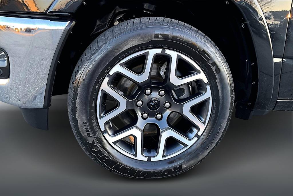 Thumbnail: 2025 RAM 1500 - 8