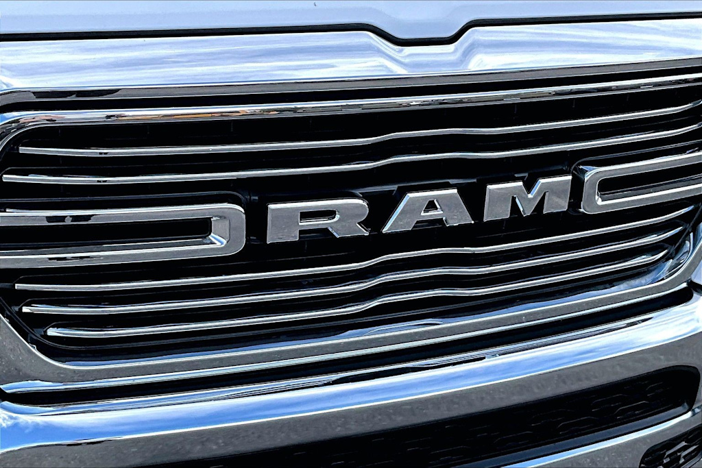 Thumbnail: 2019 RAM 1500 - 33