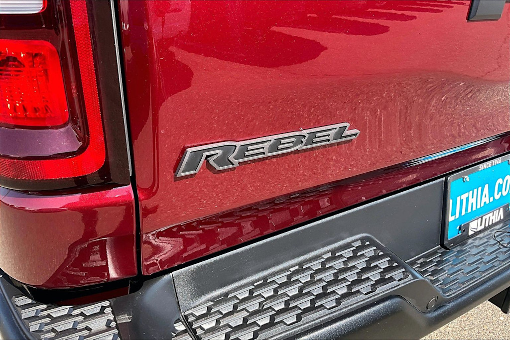 Thumbnail: 2025 RAM 1500 - 21