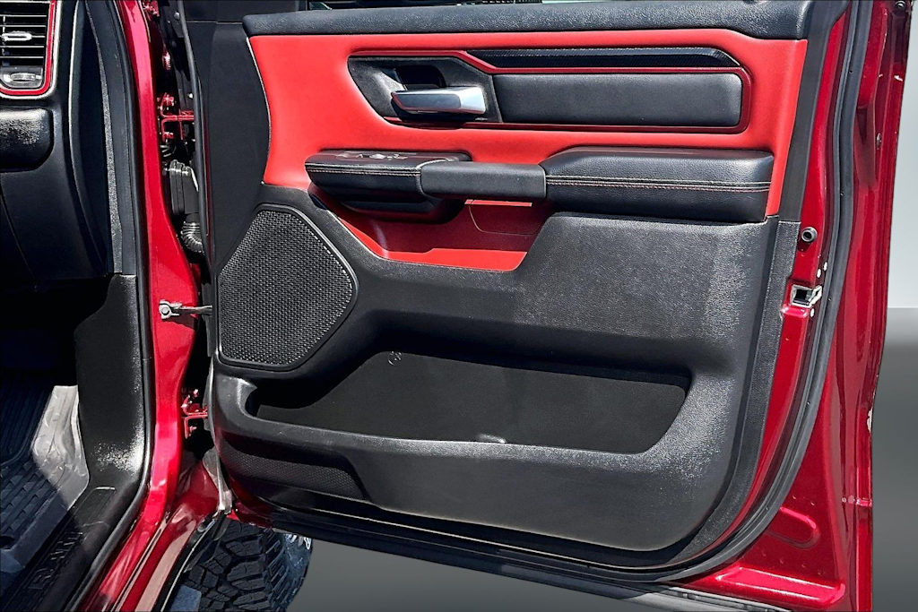 Thumbnail: 2025 RAM 1500 - 29
