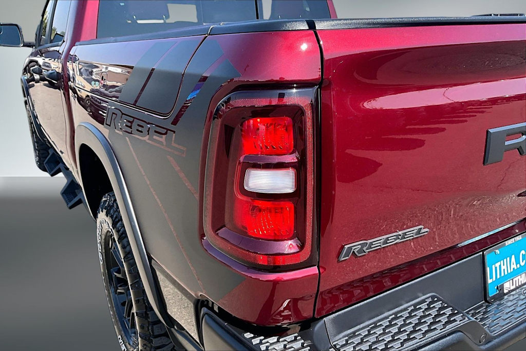 Thumbnail: 2025 RAM 1500 - 33