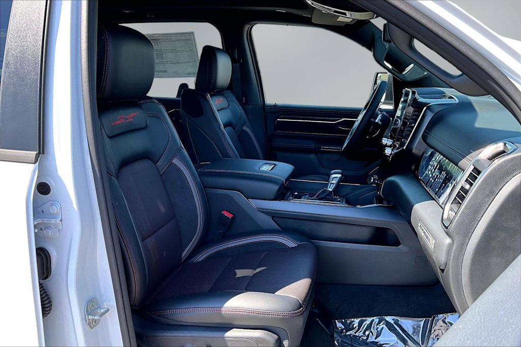 Thumbnail: 2026 RAM 1500 - 11