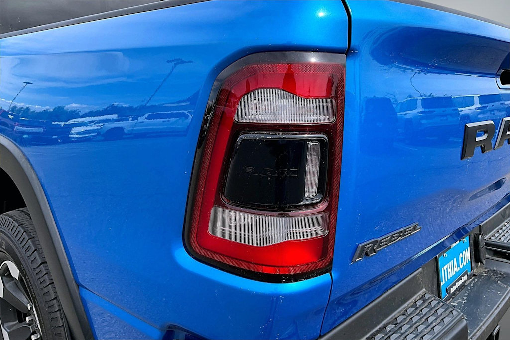 Thumbnail: 2020 RAM 1500 - 32