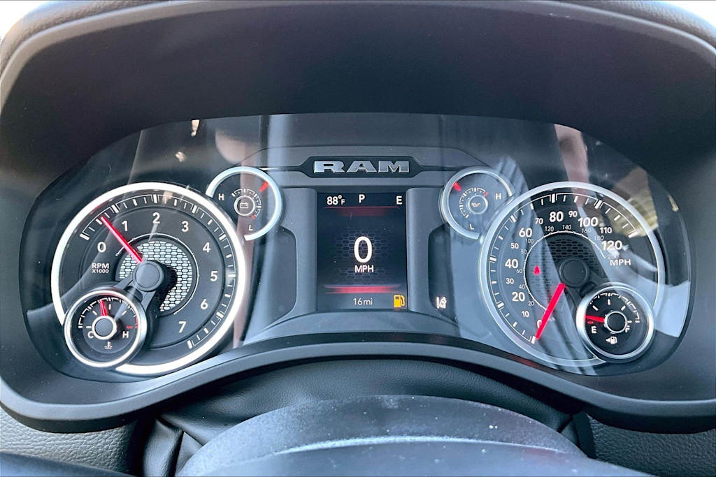 Thumbnail: 2026 RAM 1500 - 17