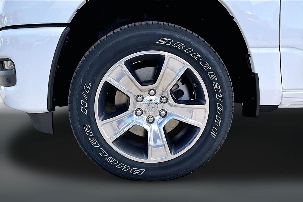 Thumbnail: 2026 RAM 1500 - 8