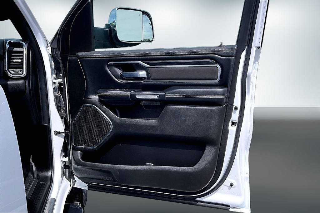 Thumbnail: 2024 RAM 1500 - 27