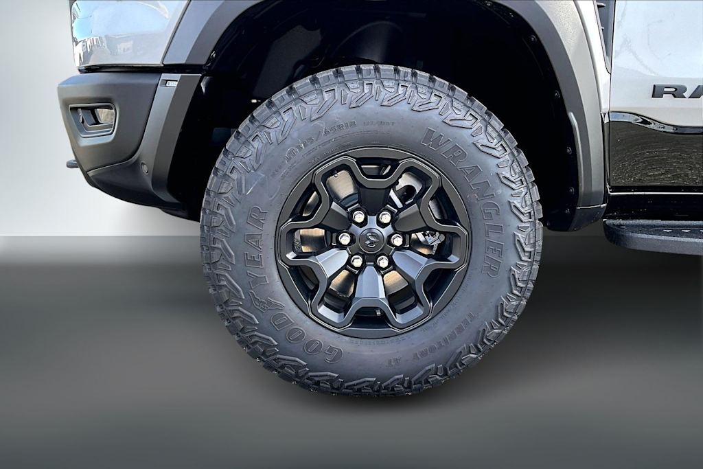 Thumbnail: 2026 RAM 1500 - 8