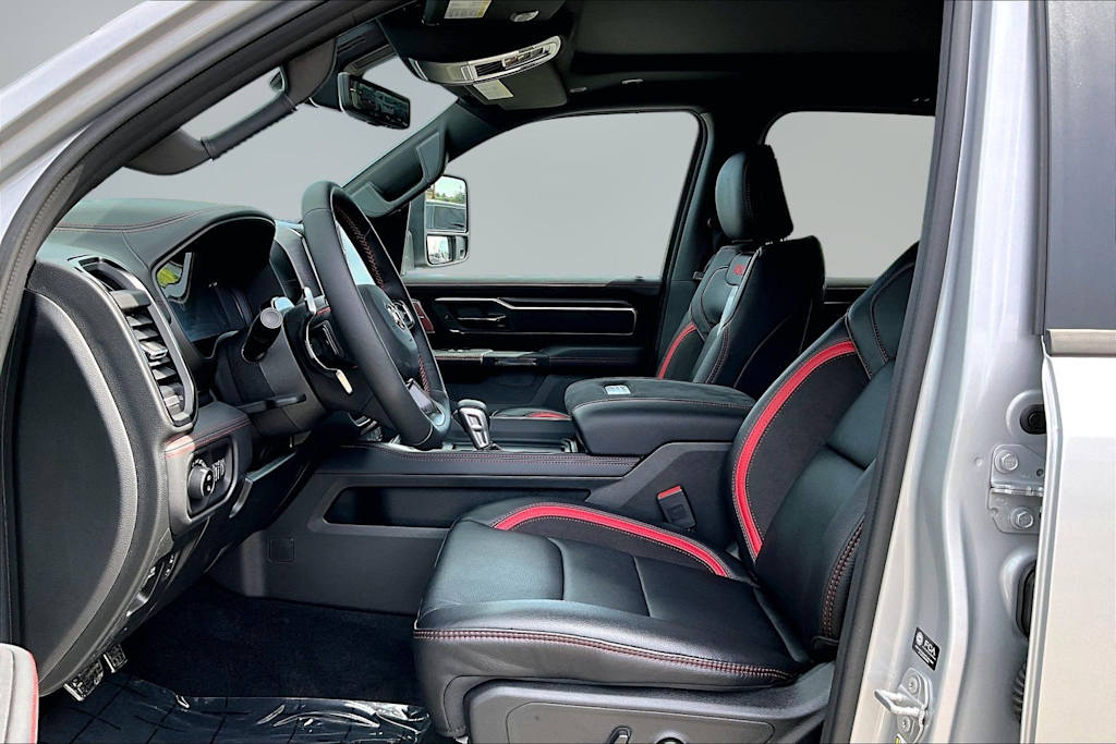 Thumbnail: 2026 RAM 1500 - 11