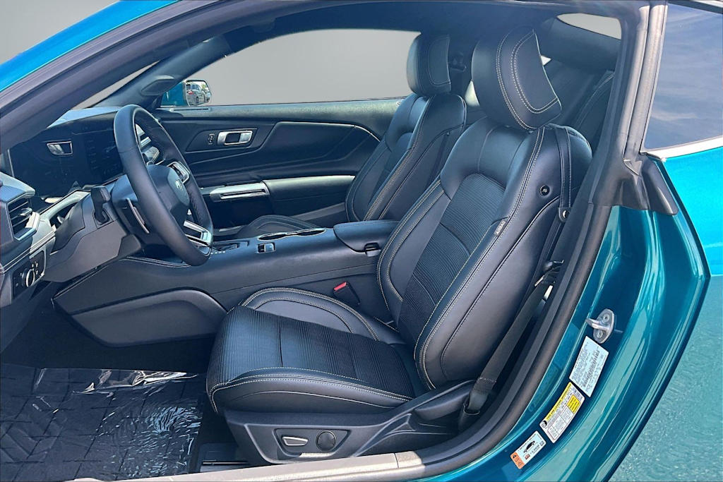Thumbnail: 2026 Ford Mustang - 11