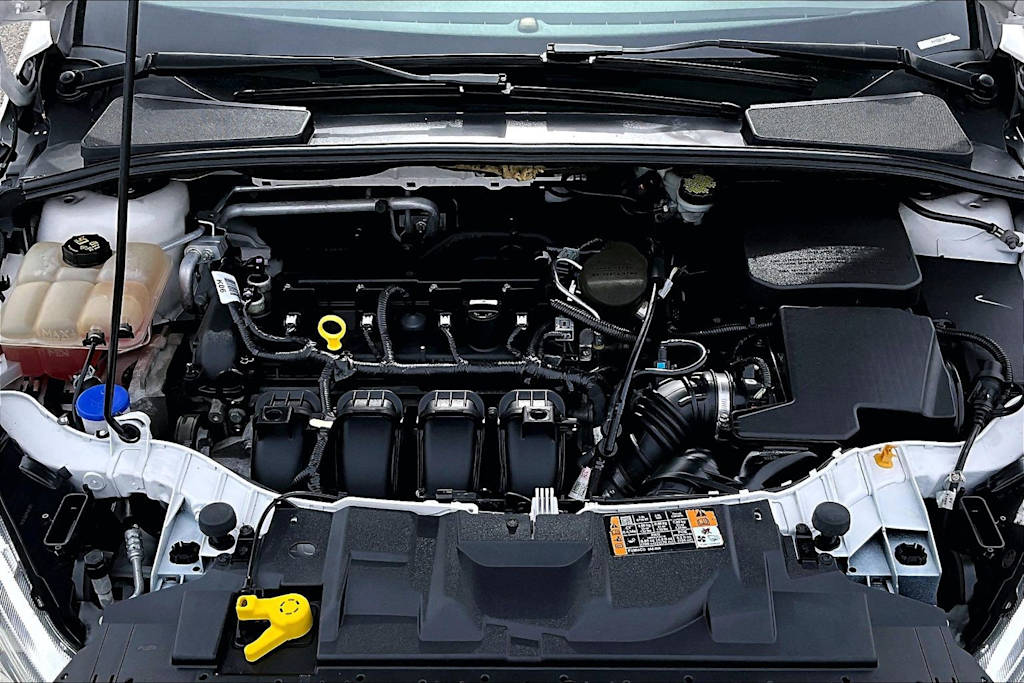 Thumbnail: 2015 Ford Focus - 9