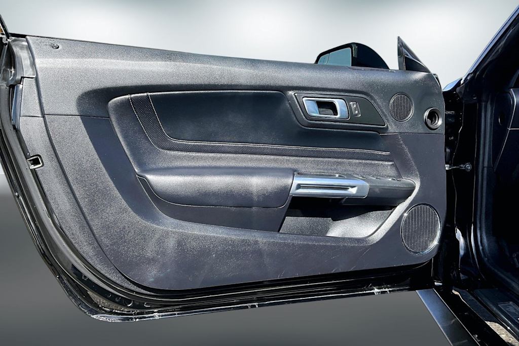 Thumbnail: 2018 Ford Mustang - 25