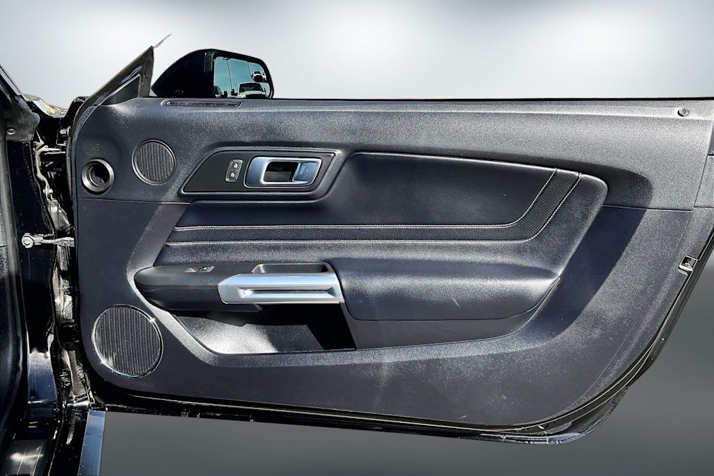 Thumbnail: 2018 Ford Mustang - 26