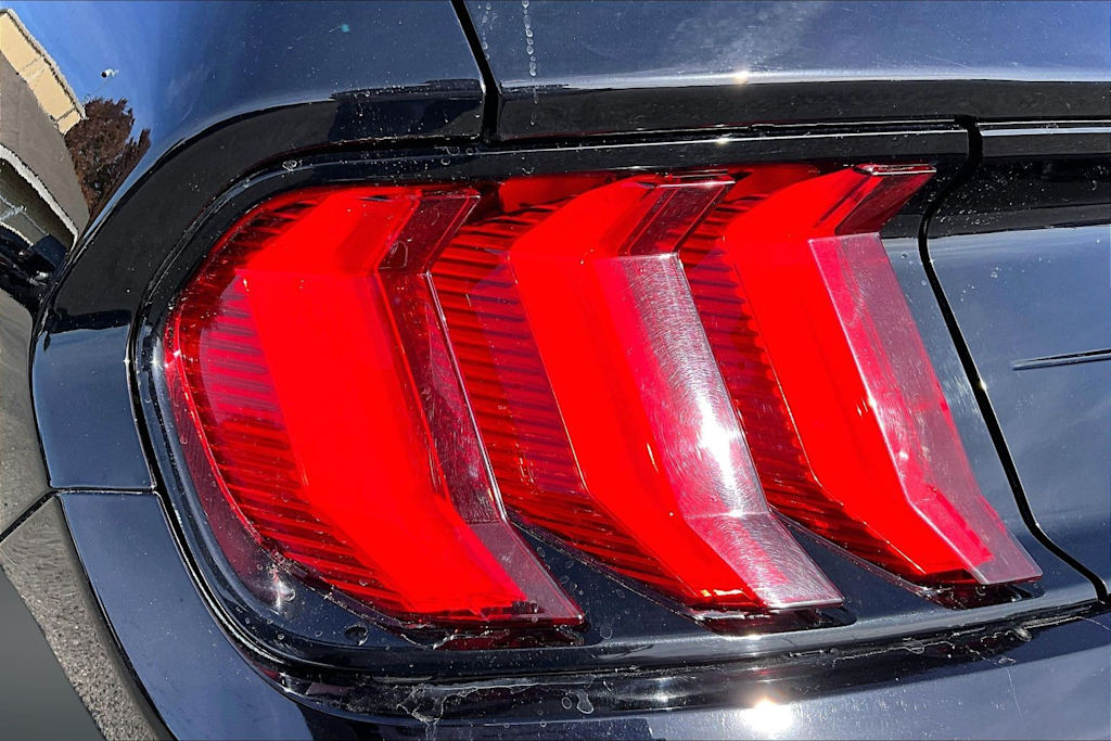 Thumbnail: 2018 Ford Mustang - 28