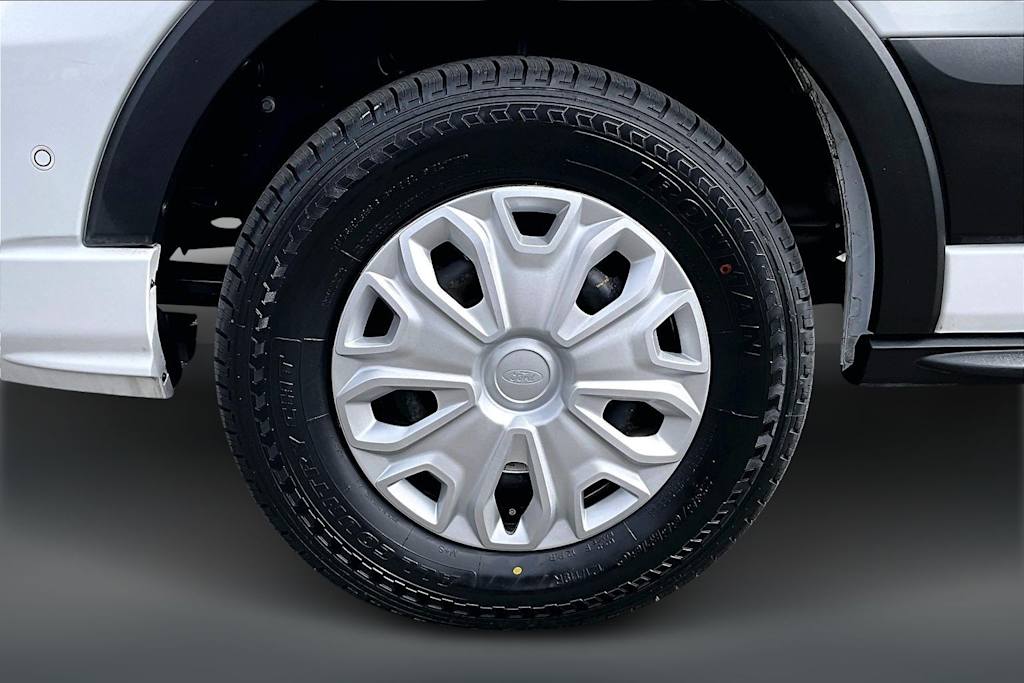 Thumbnail: 2022 Ford Transit Series - 8