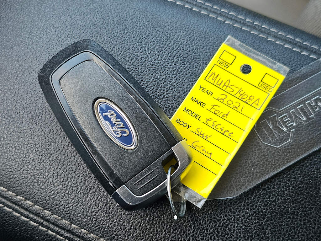 2021 Ford Escape SE Sport Hybrid 20