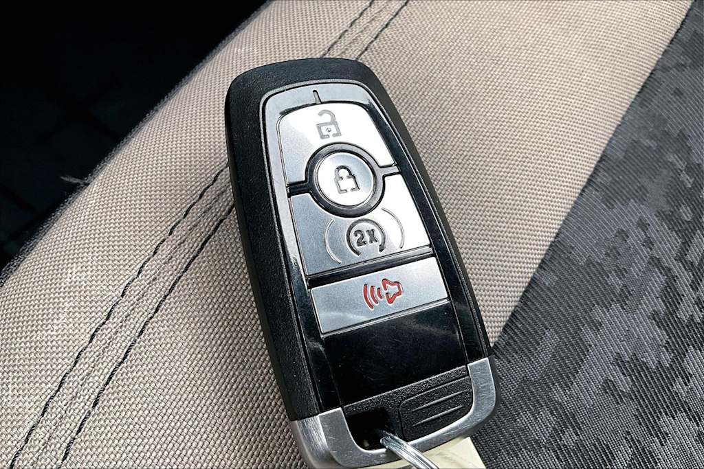 Thumbnail: 2023 Ford Bronco - 19