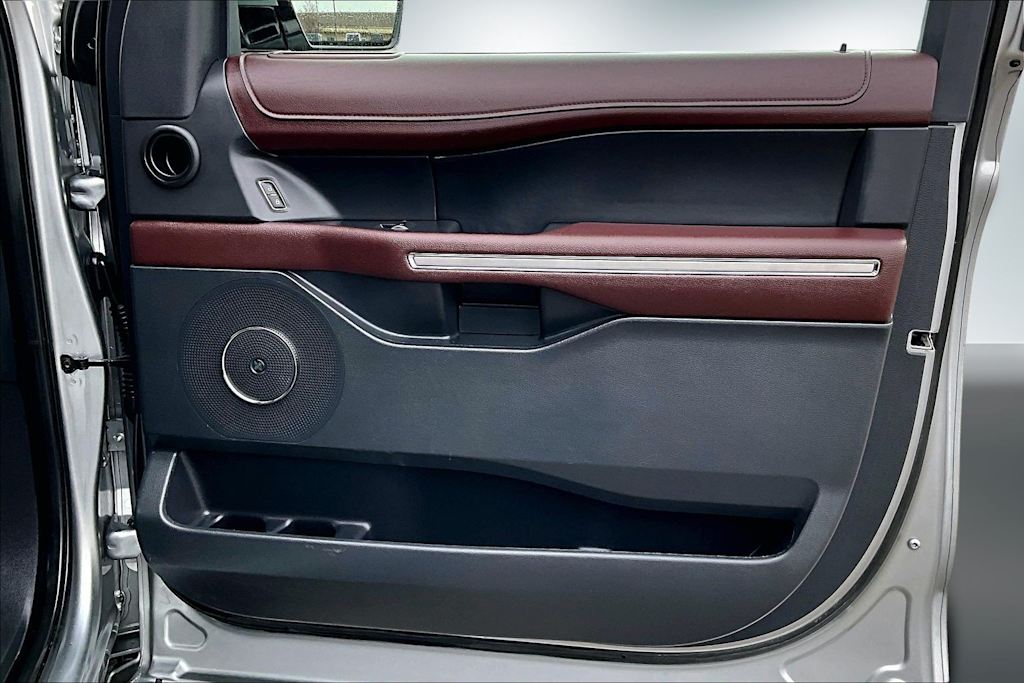 Thumbnail: 2024 Ford Expedition - 28