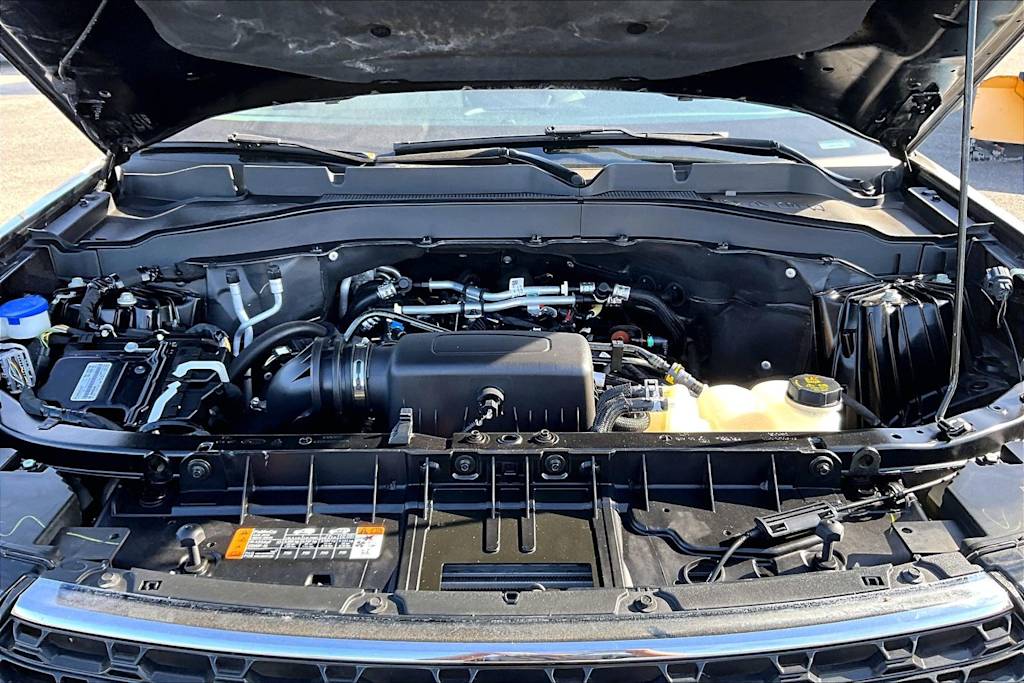Thumbnail: 2023 Ford Explorer - 9
