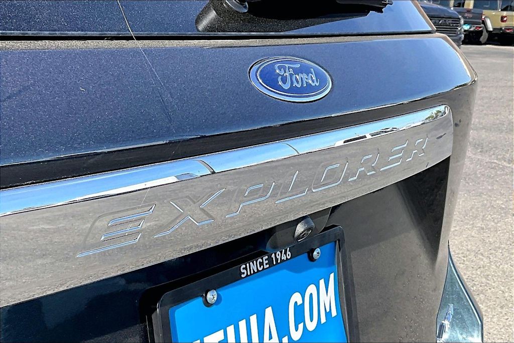 Thumbnail: 2023 Ford Explorer - 7
