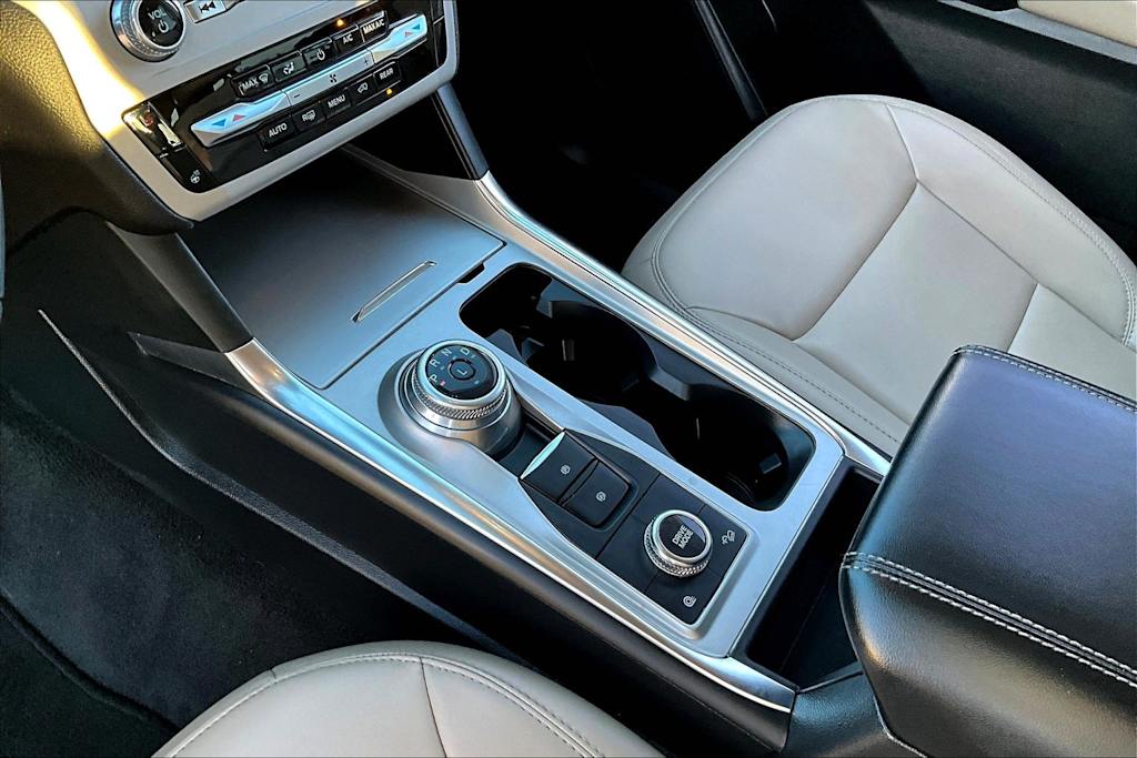 Thumbnail: 2023 Ford Explorer - 16