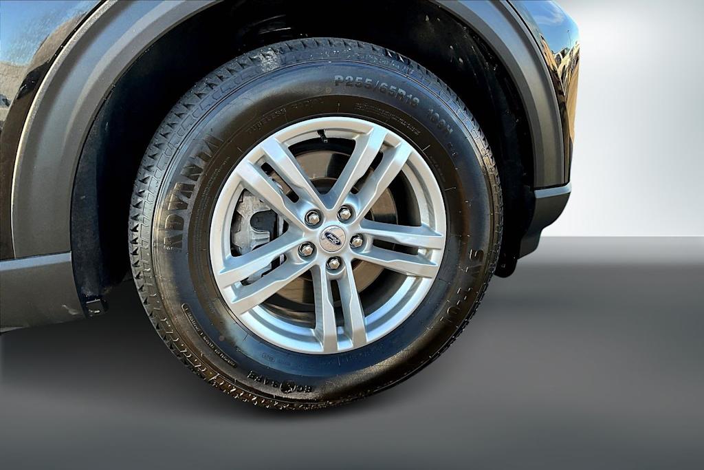 Thumbnail: 2023 Ford Explorer - 36