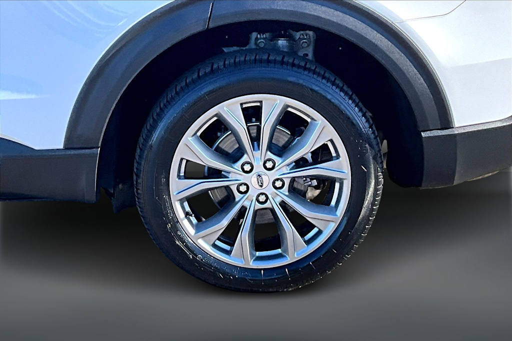 Thumbnail: 2023 Ford Explorer - 33