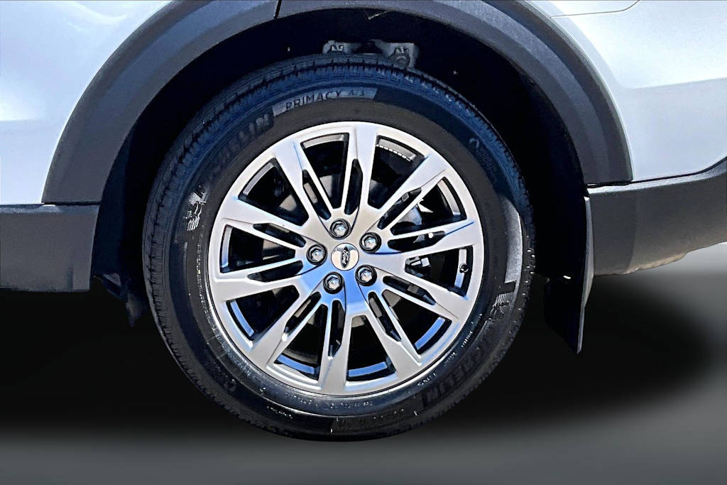 Thumbnail: 2025 Ford Explorer - 34