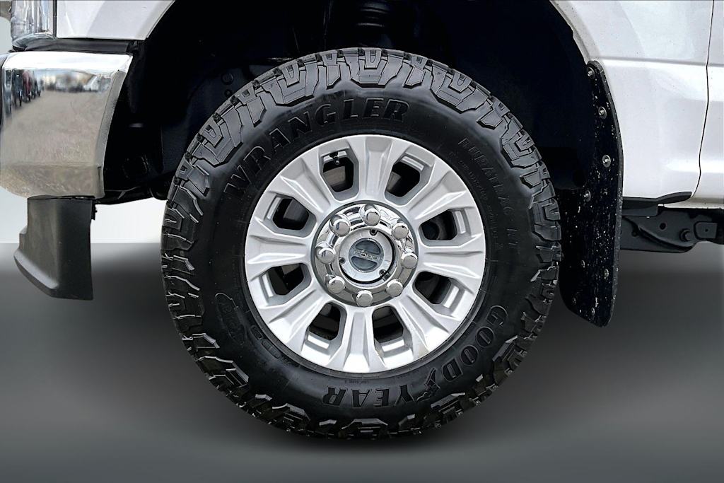 Thumbnail: 2021 Ford F-350 - 7