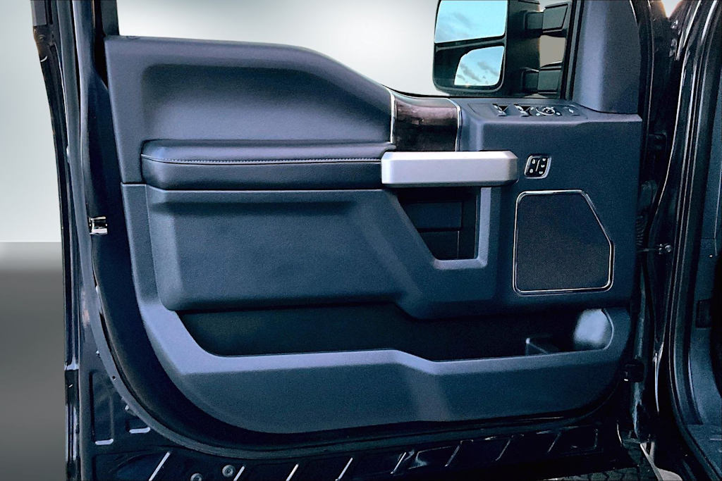 Thumbnail: 2022 Ford F-350 - 27