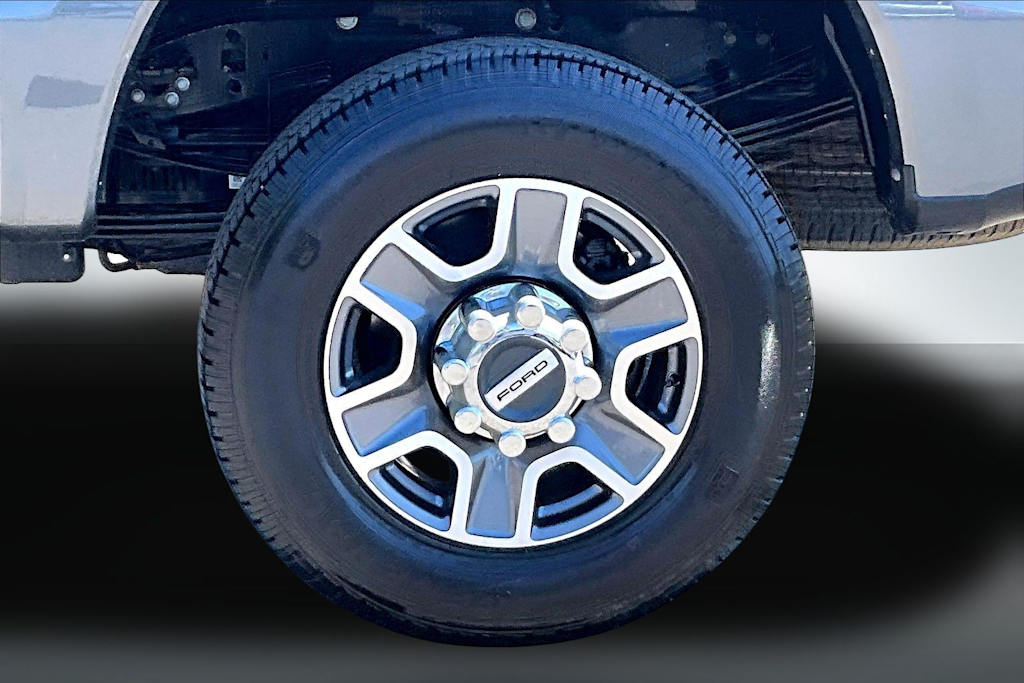 Thumbnail: 2026 Ford F-350 - 32