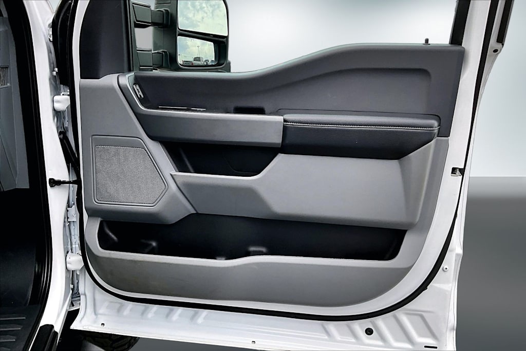 Thumbnail: 2024 Ford F-350 - 28