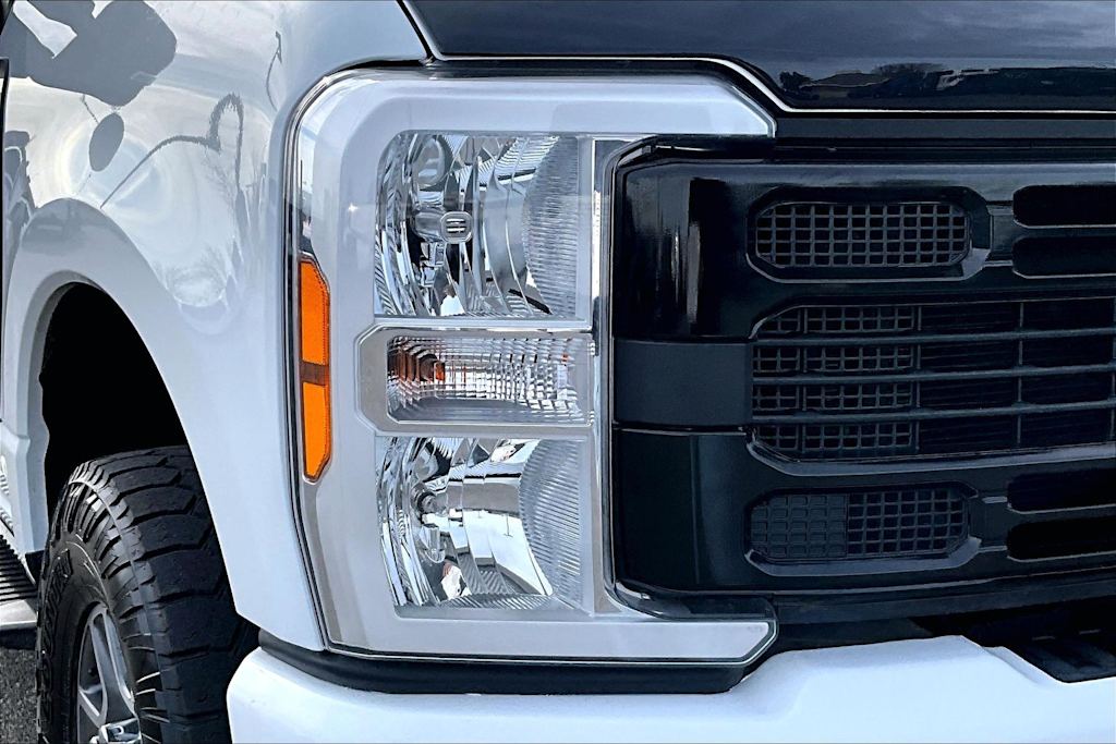 Thumbnail: 2024 Ford F-350 - 32