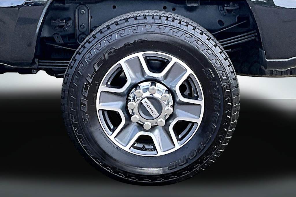 Thumbnail: 2025 Ford F-350 - 30