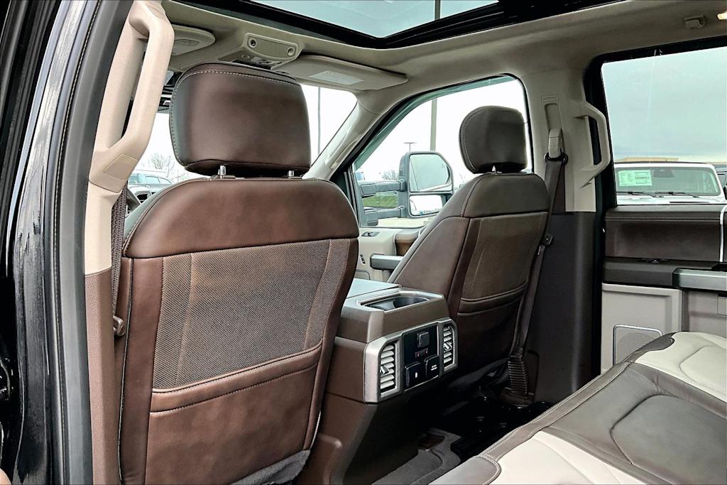 Thumbnail: 2019 Ford F-350 - 11